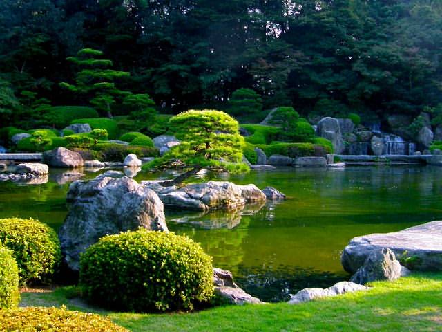 Ohori Park Japanese Garden